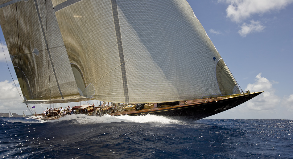 velsheda yacht interior